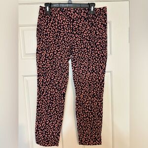 Old Navy Pink and Navy Leopard Pixie Ankle Pants Size 10